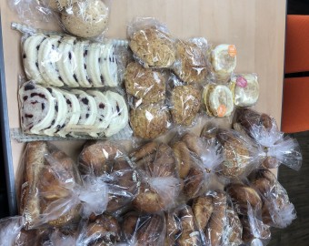 파리바게트 교대역점 빵 14묶음 후원