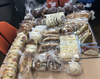 파리바게트 교대역점 빵 27묶음 후원